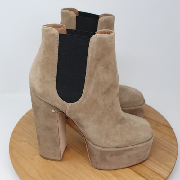 Laurence Dacade Boots Women 38 Platform Bootie Suede Beige Quiet Luxury Romantic - Picture 1 of 9